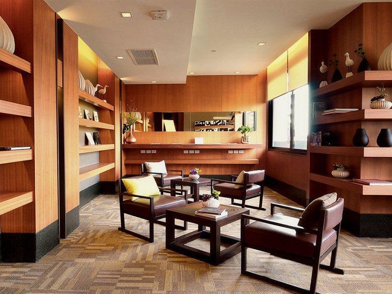 Aetas Residence Bangkok Exterior photo
