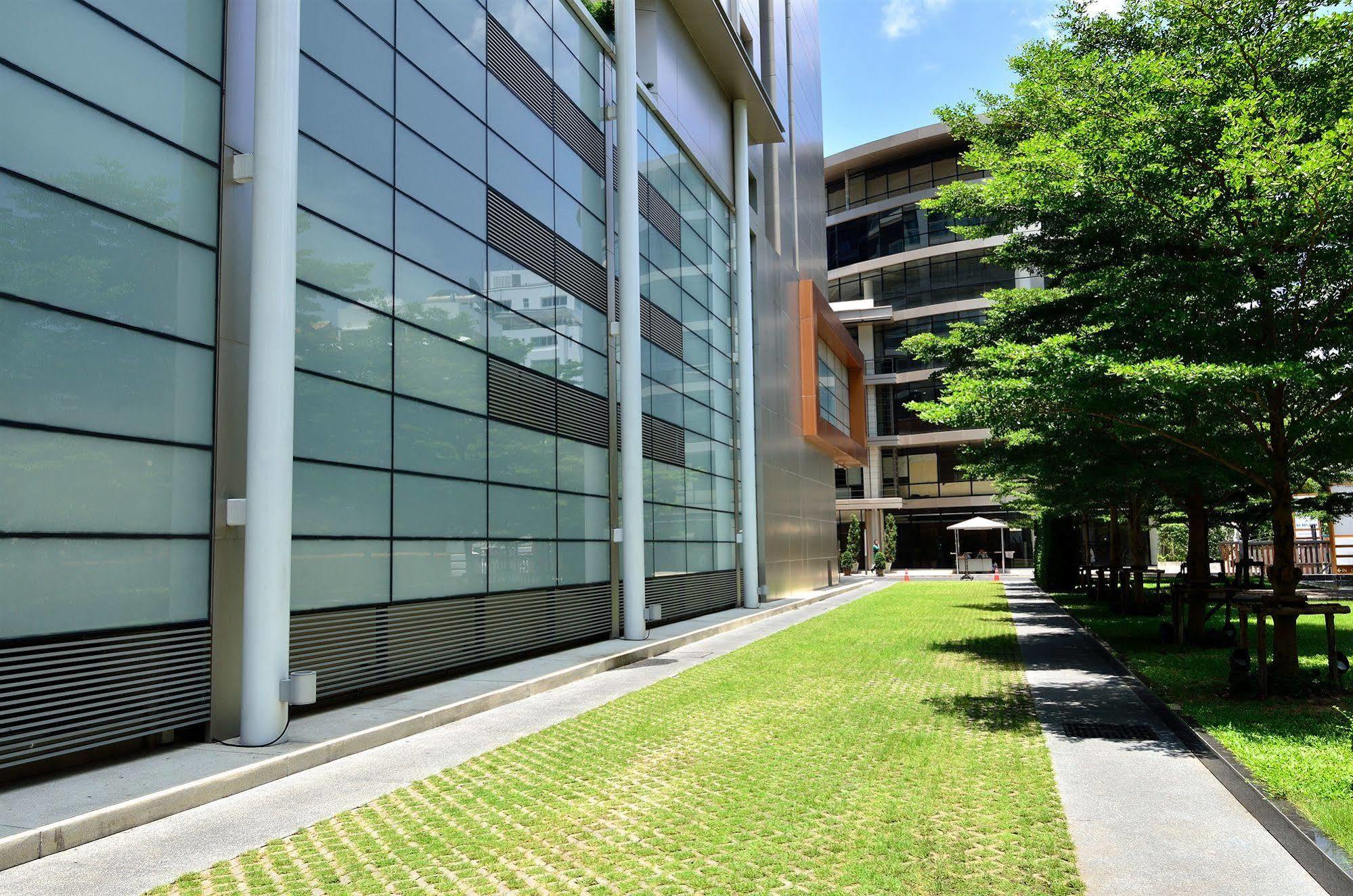Aetas Residence Bangkok Exterior photo